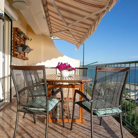 By The Sea Apartment Podgora