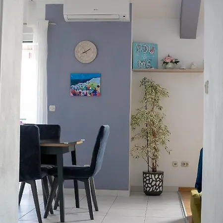 By The Sea Apartment Podgora